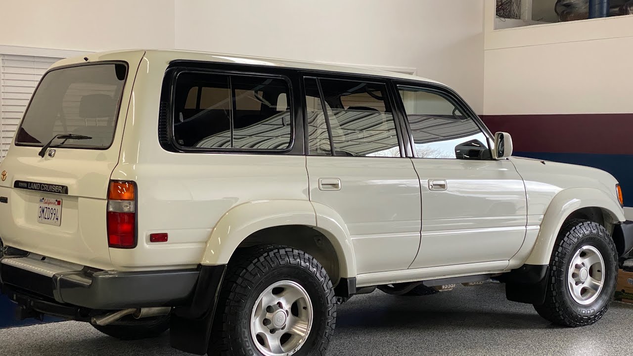 Toyota Land Cruiser 1995 года выпуска с тройной блокировкой дифференциала: осмотр и тест-драйв.