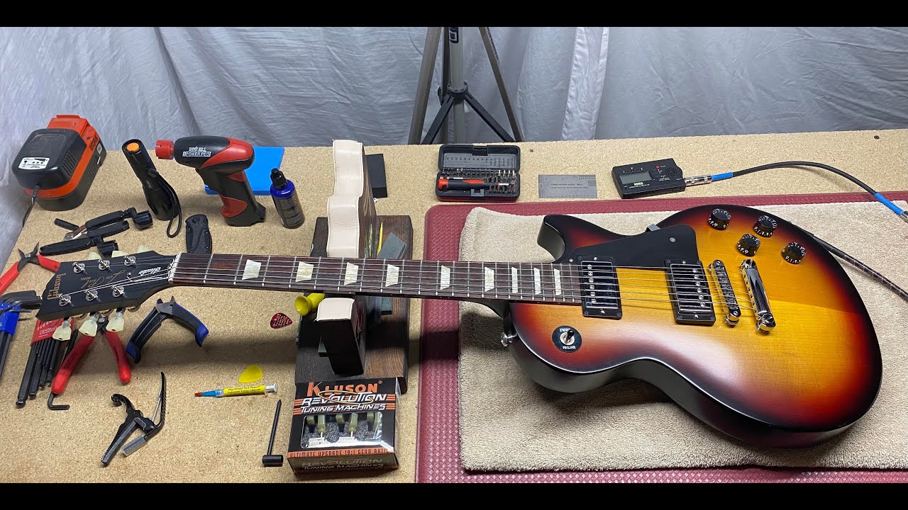 Les Paul Studio Gets Locking Tuners and a Full Setup!