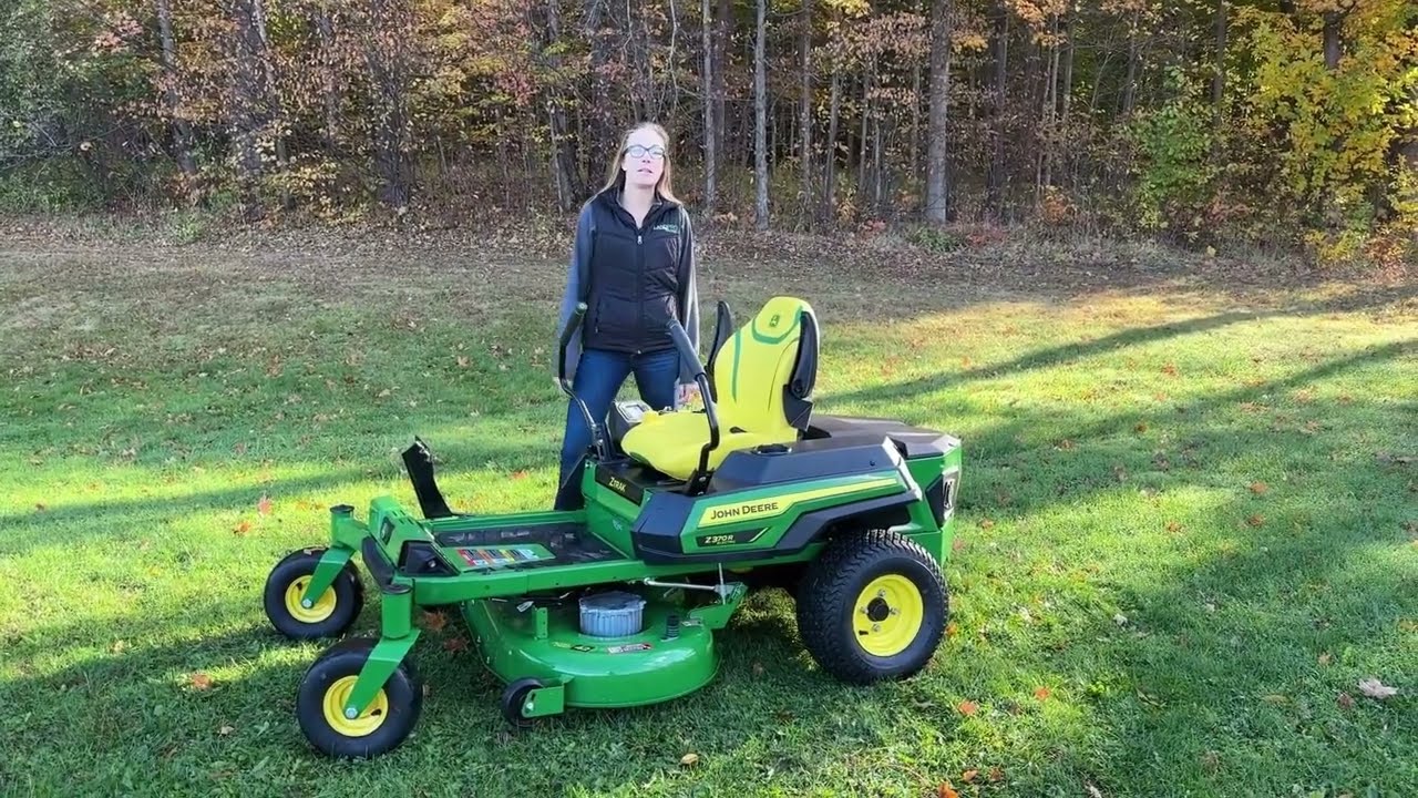 John Deere’s Z370R Electric Zero Turn Mower #johndeere #electric #zeroturn #zeroturnmower