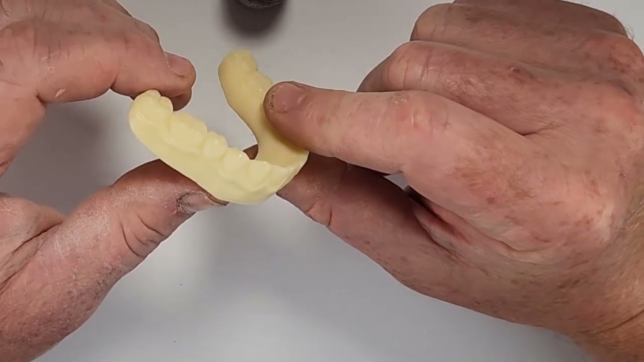 Contouring and Characterizing a 3D Printed Restoration Using Taub Elixirs and Minute Stains