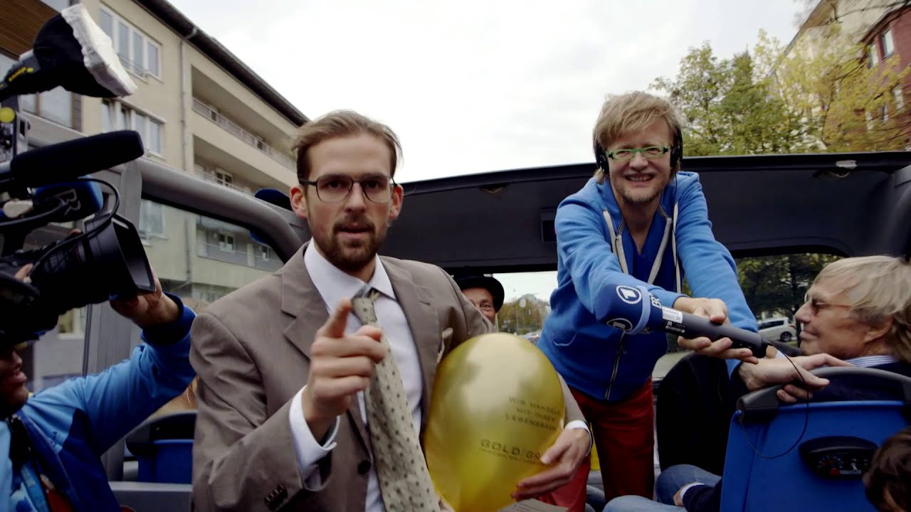 Wir können nur spekulieren! - Moop Mama featured by Die Große Goldgrund Stadtrundfahrt
