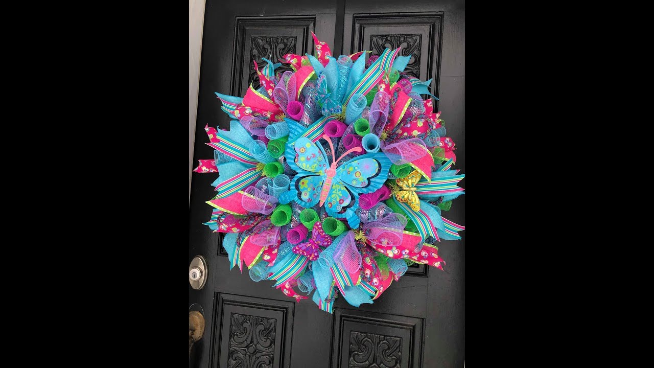 How to Make the Butterfly Wreath Kit, Laura Jeans Wreath Room, Damonite, Hardworking Mom
