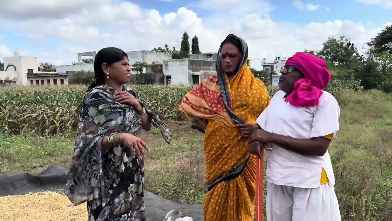 ४ चार पोर आई सांभाळू शकते पण एक आईला चार पोर नाही हृदयस्प्शी व्हिडिओ एकदा नक्की बघा 