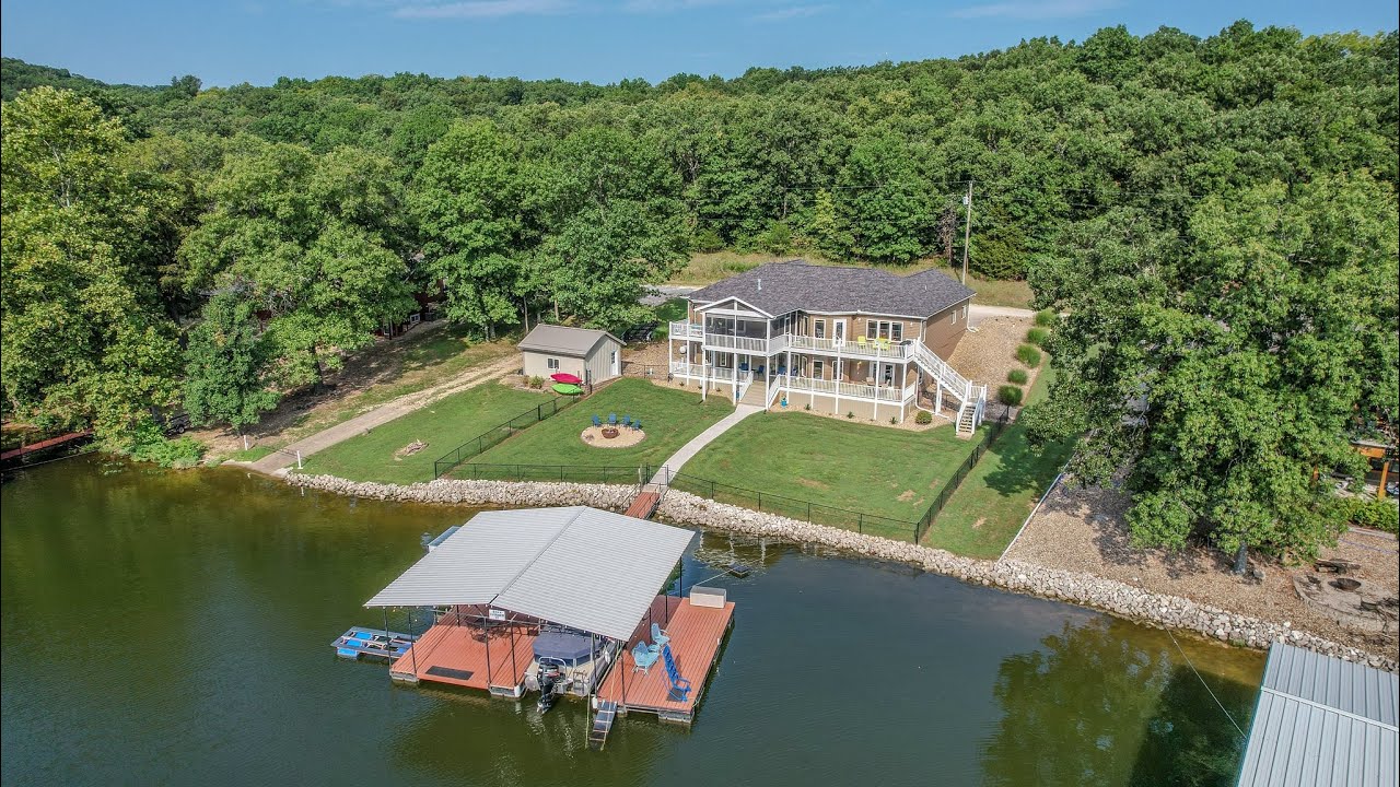 83 Old Schoolhouse Cove | Roach, MO | Lake of the Ozarks