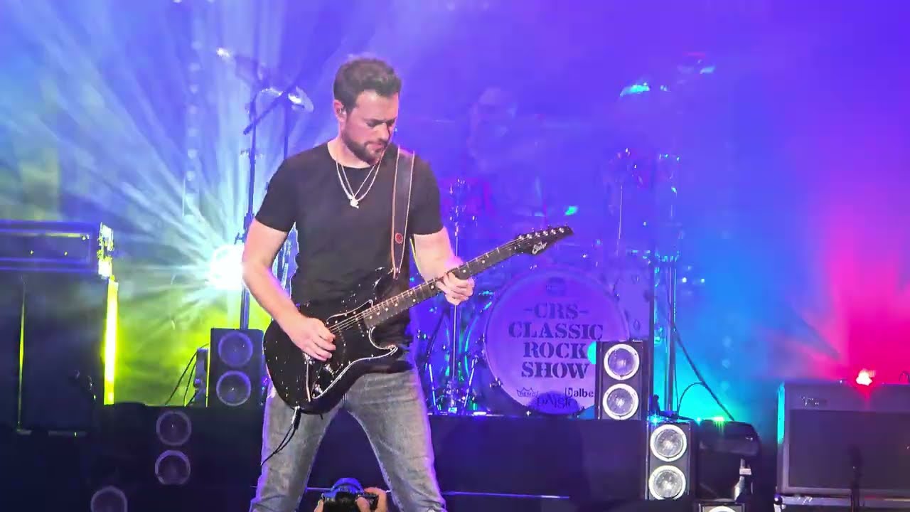 Comfortably Numb, by The Classic Rock Show 2025, Live in Leicester