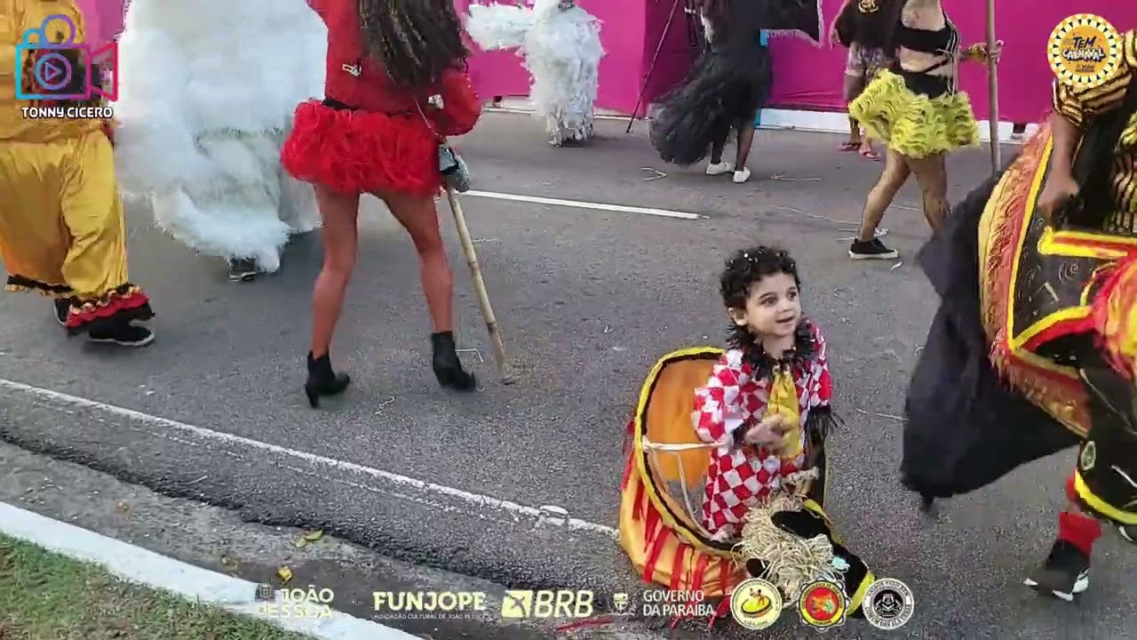 🐻 Carnaval de João Pessoa 2025  Desfile Oficial Ala Ursa Urso Amigo Batucada 🥁