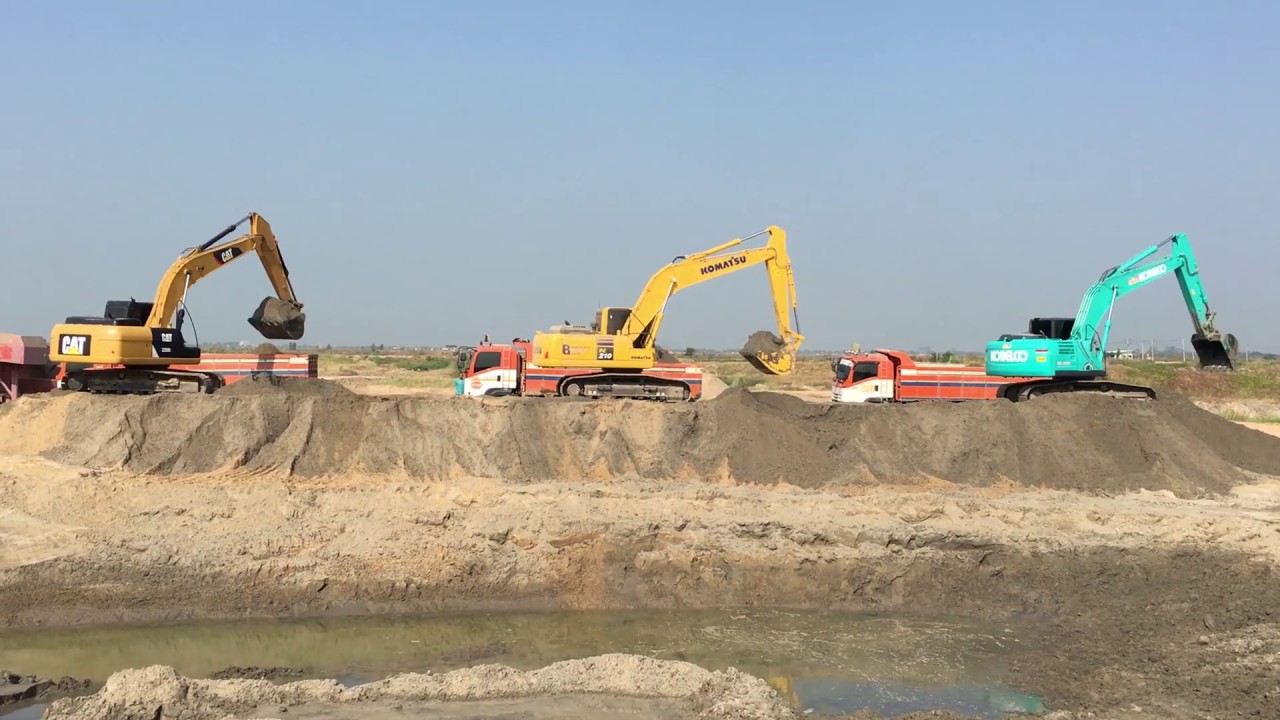 CAT 320 D2 # KOMATSU PC210-10M0 # KOBELCO SK200-10
