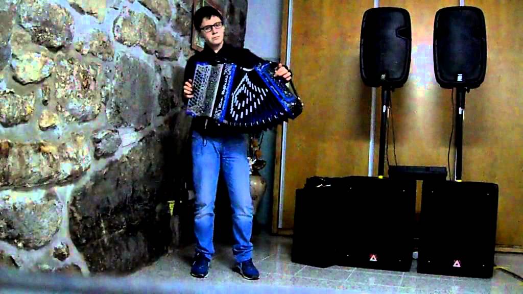 Márcio e a sua Concertina-Põe a Mão na Cabecinha