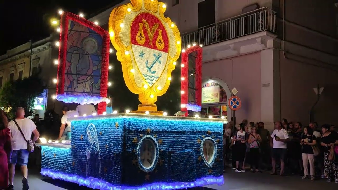 Madonna di Mellitto 2024 - Grumo Appula - processione dei carri infiorati