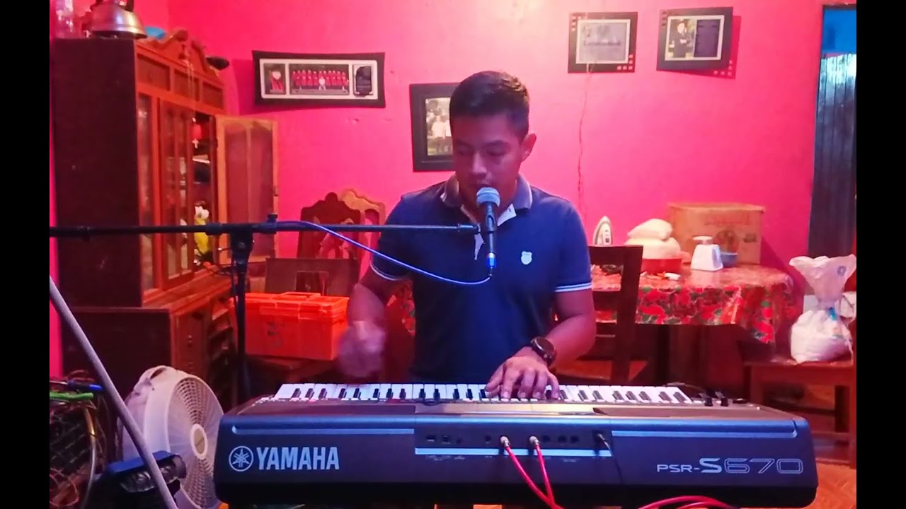 El rey del saca petroleo. Ernesto y su fuerza tropical 🎶🎹