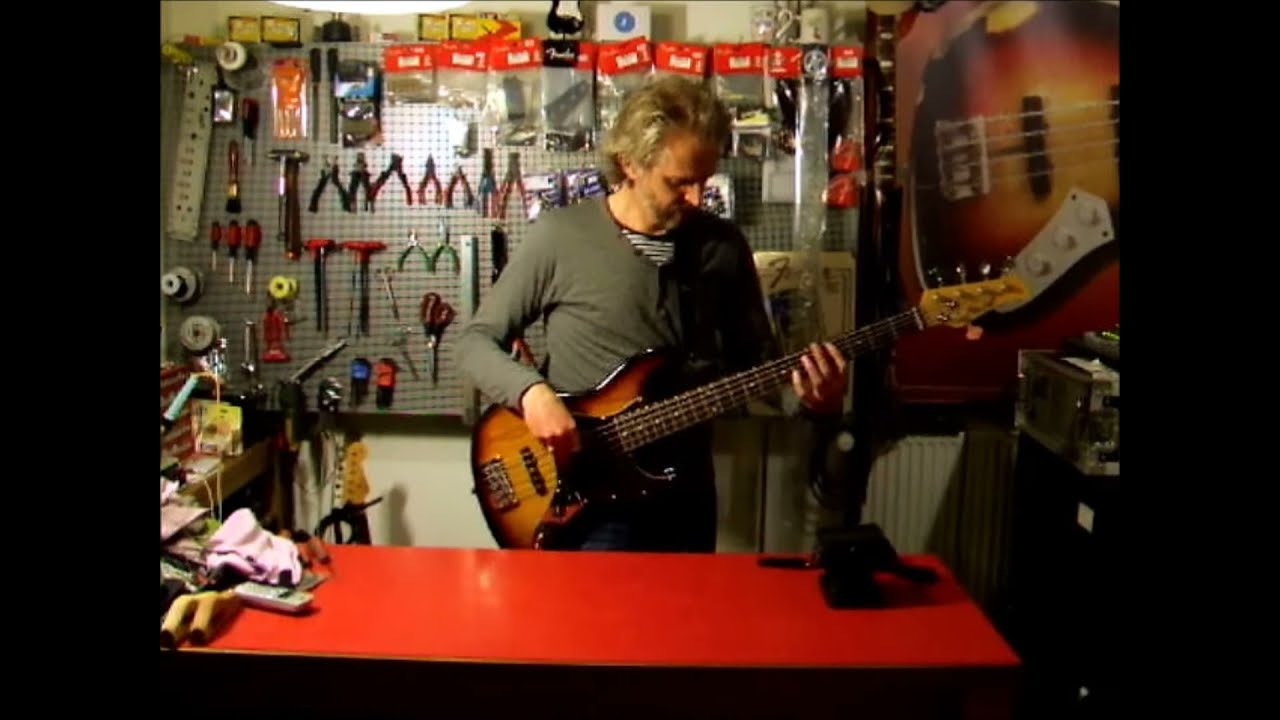 Mike Lull V5 sampler Demo - Paul&rsquo;s Bassmatters
