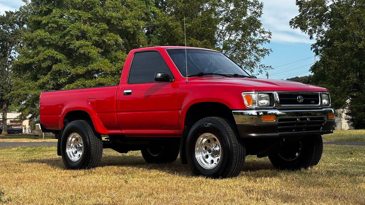 1993 Toyota Pickup Deluxe 4x4 3.0 V6 5 speed FOR SALE at The Daily Driver 