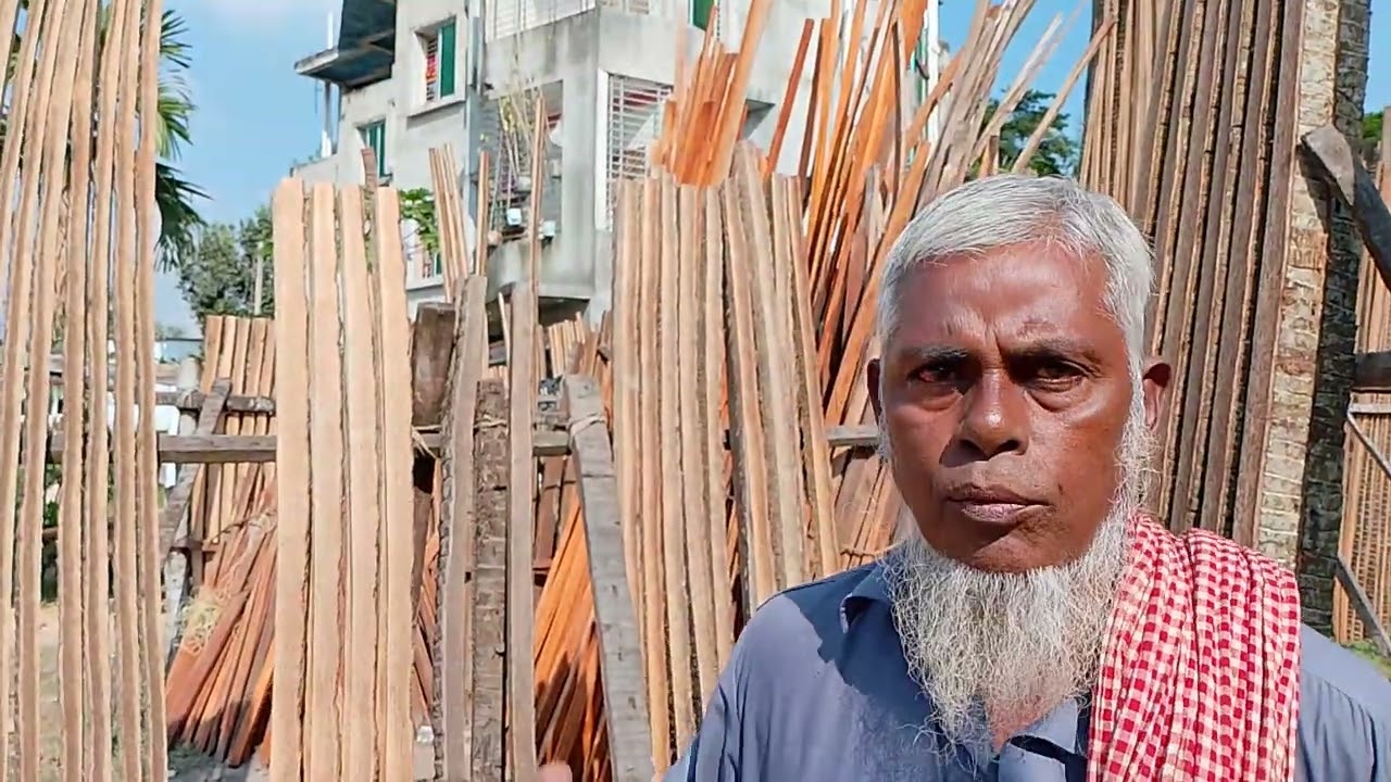 খাজনা ছাড়া তাল গাছের খুঁটি এবং আরা