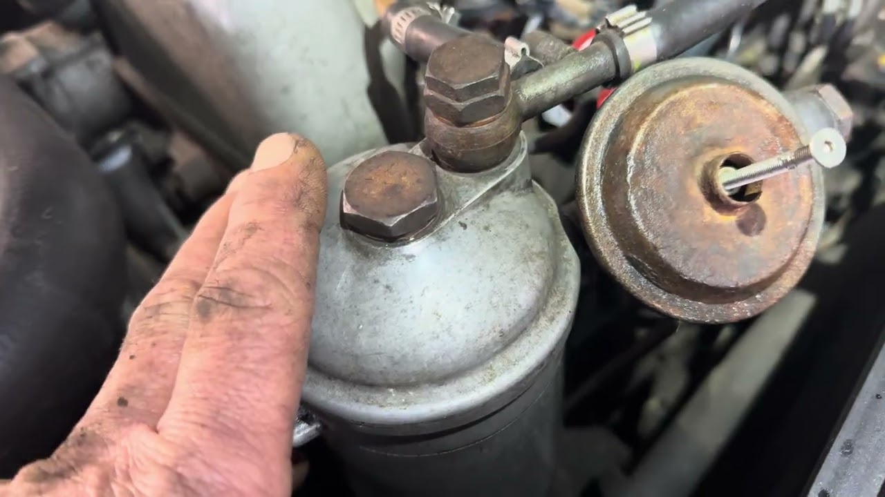 Mercedes 240D 3.0 zum Leben erwecken #1