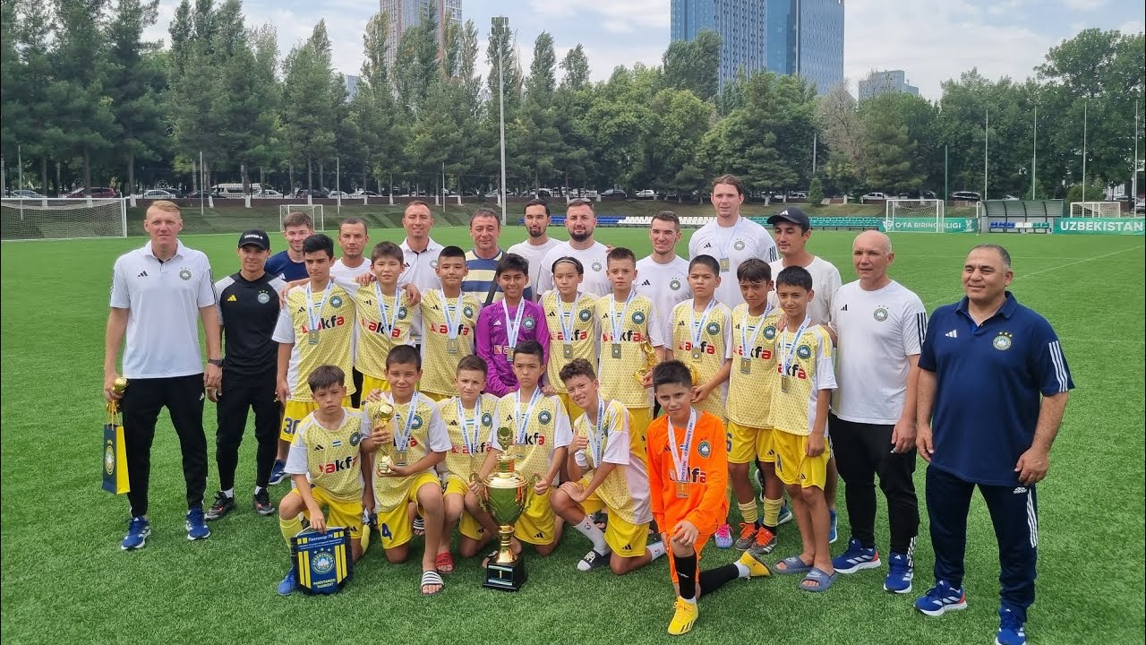 ФИНАЛ. Пахтакор-Джизах.3:0. Первый тайм.