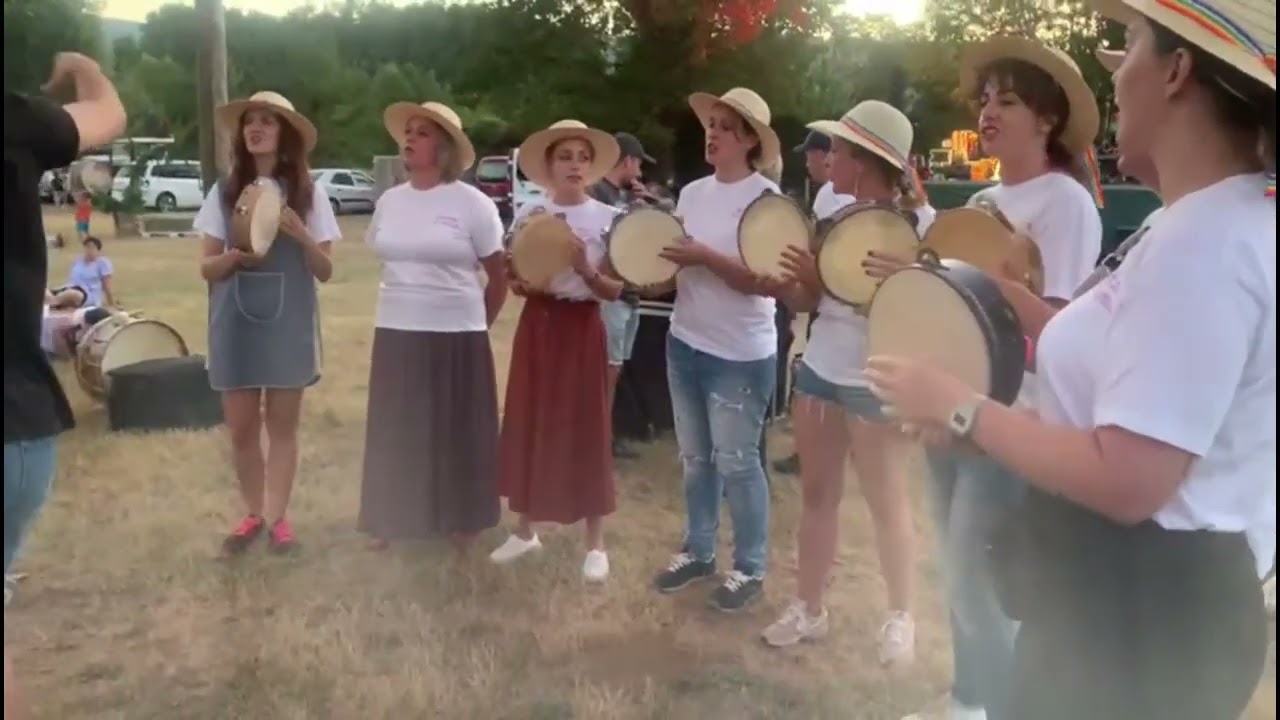 ADEUS 2023... OLA ENTROIDO 2024!