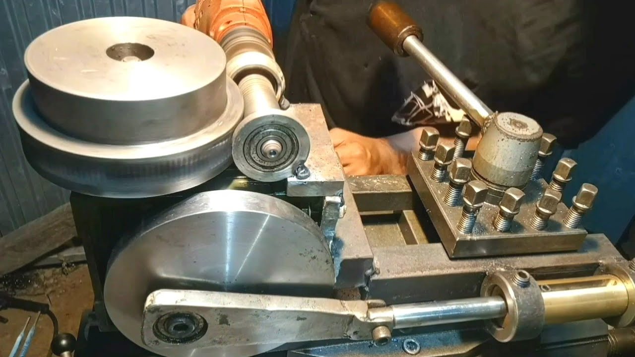 i Built an incredible slotting machine for may lathe