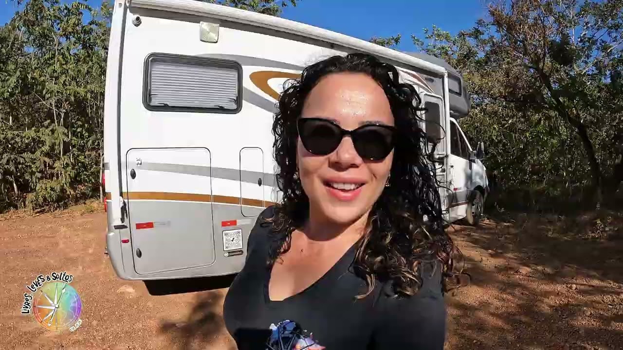 No Vale da Lua de motorhome. Adriana Strauch e Jean Strauch  