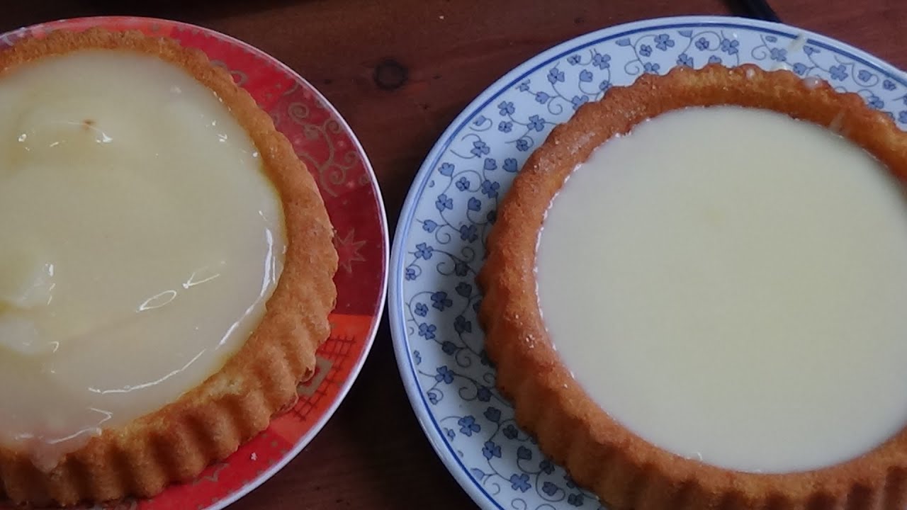 Obstboden mit Pudding und Früchten