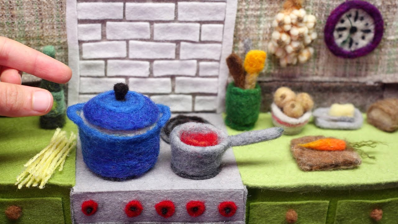Cooking with Wool: Pasta with Red Sauce