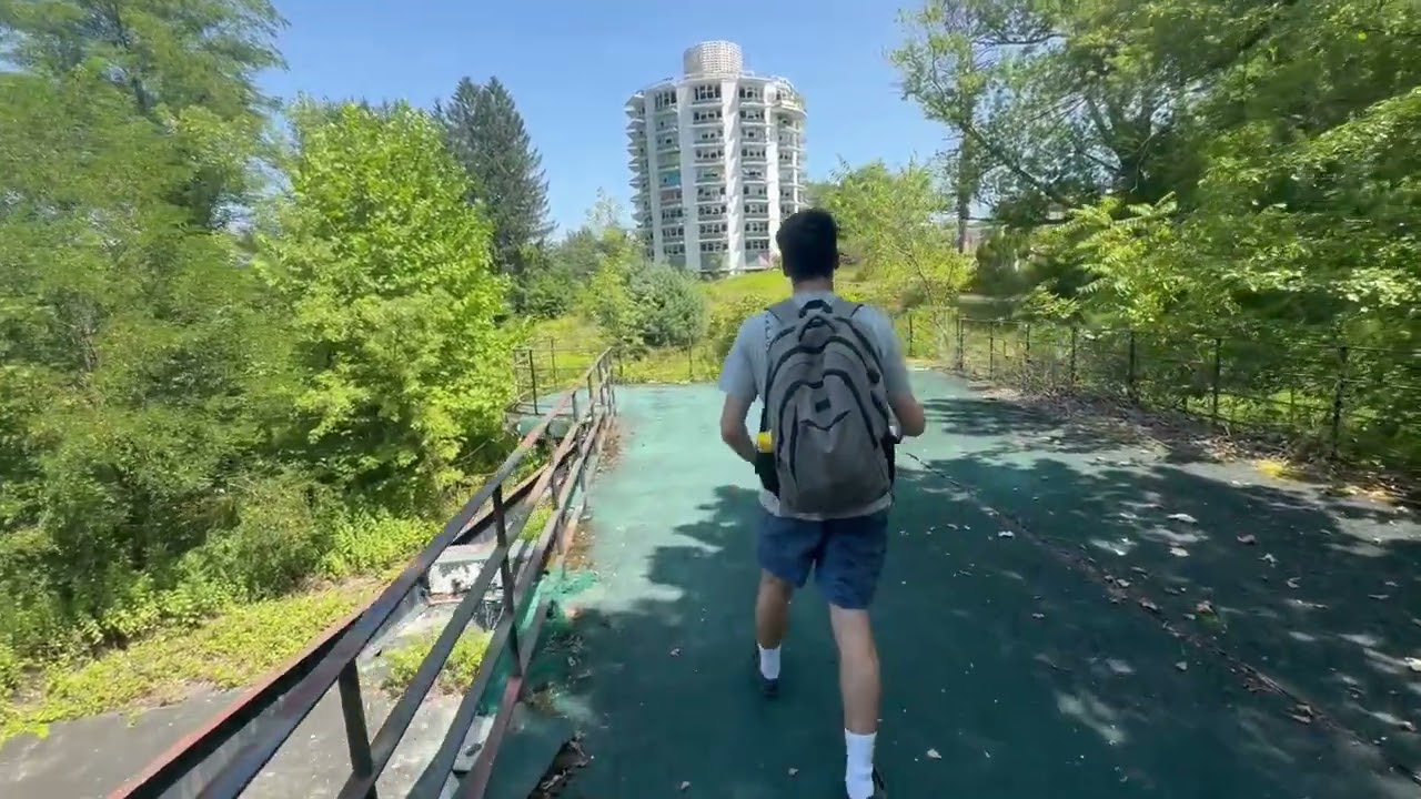 Exploring the Abandoned Nevele Grande Resort (We Were Not Alone...)