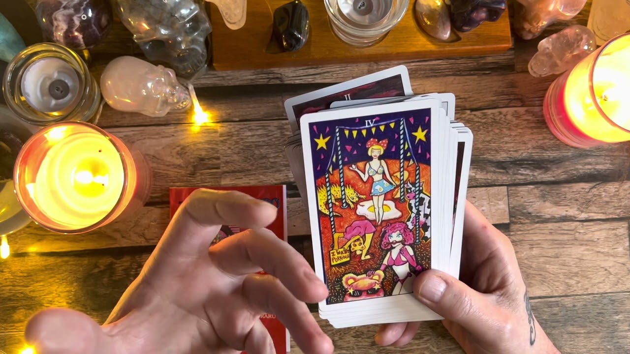 Review of the Tarot Oscuro
