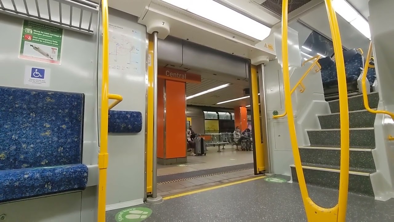 [Sydney Trains] Tangara train door open and close at Central Station