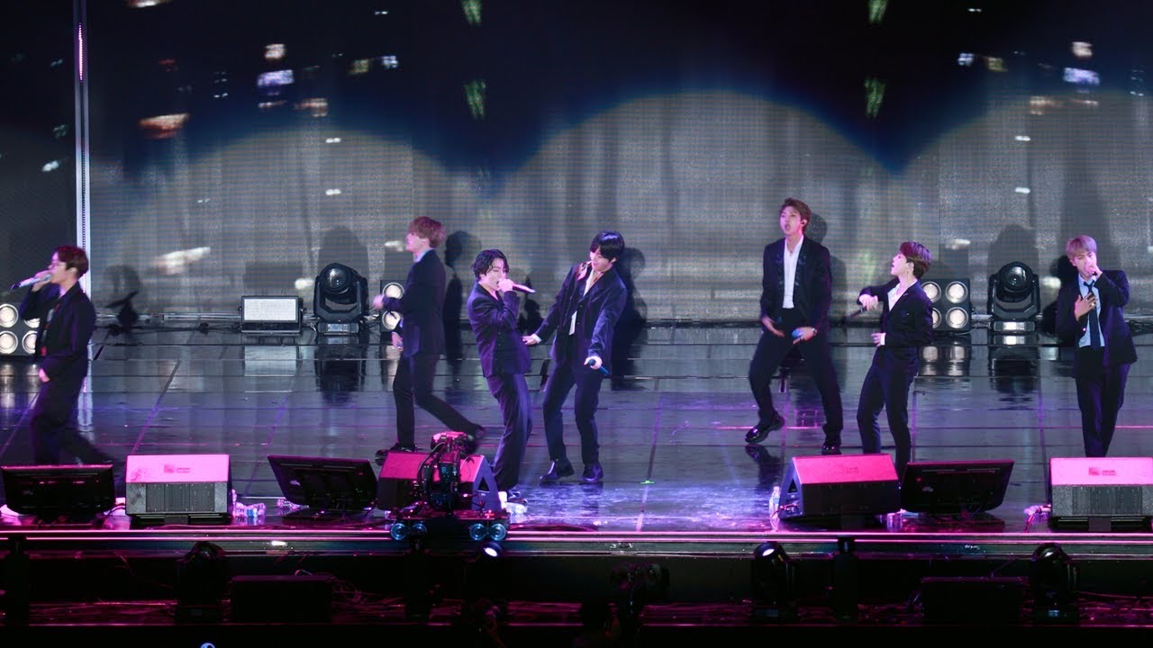 방탄소년단 (BTS) HOME 4K 60P 직캠 190811 lotte family concert