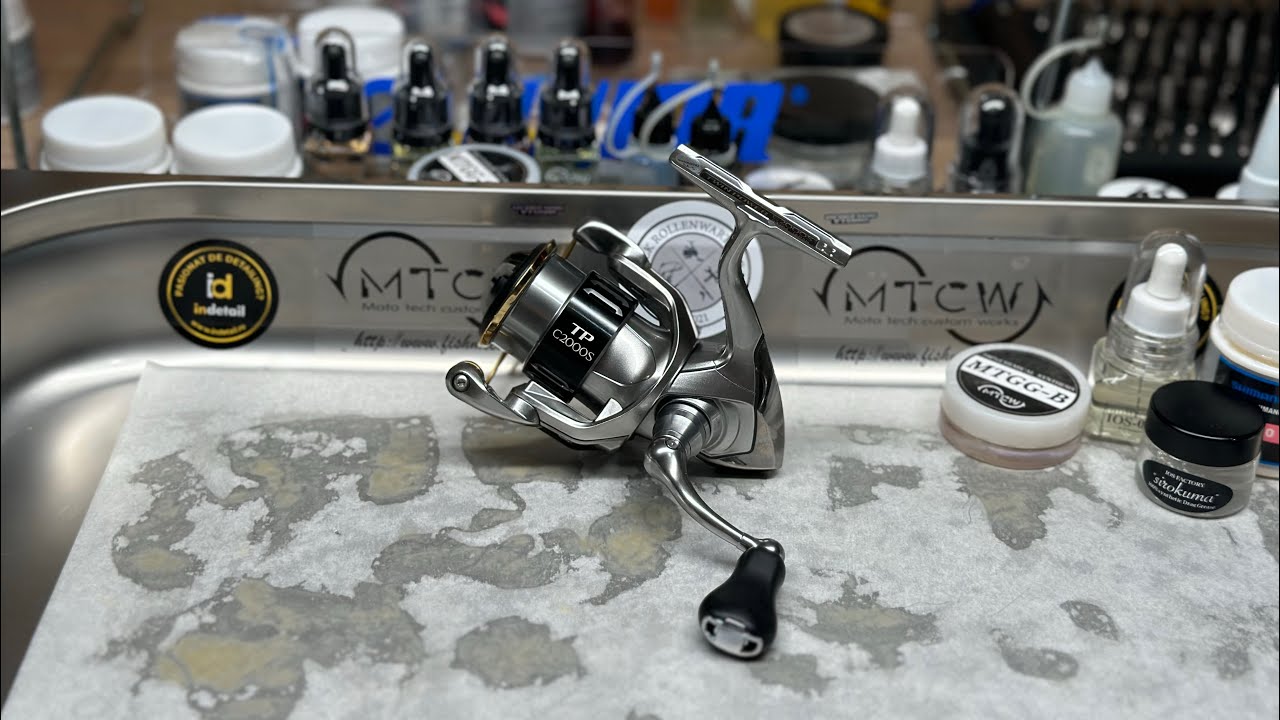 Shimano 2015 TwinPower 2000S