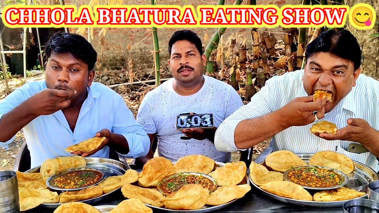 2 मिनट में 6 भटूरा छोला खाओ ₹1200 ले जाओ।🥵🤑😱😋🎉 Street food chole bhature eating challenge.