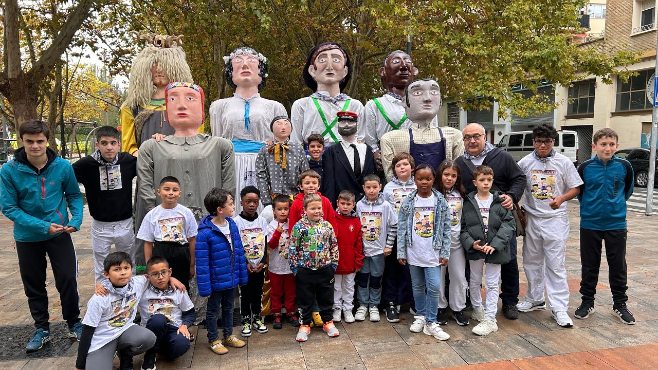 SANDUZELAIKO EGUNA DIA DEL BARRIO
