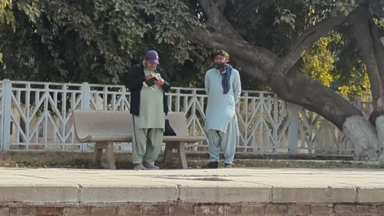 Departure of shuttle Train & khushhal khan khattak Express 20DN from Dera ghazi khan 