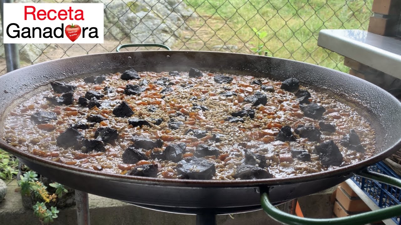 Arroz con carrilleras de cerdo en paella | Receta ganadora