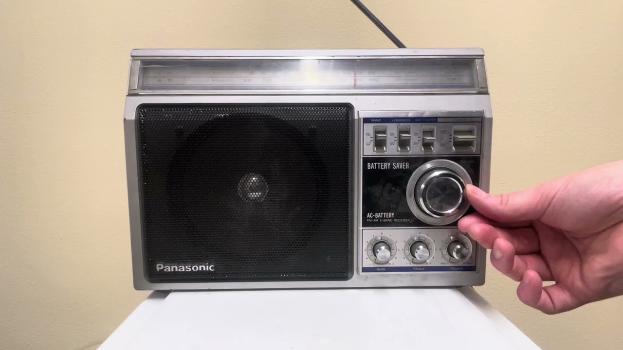 Tuning a Panasonic Radio