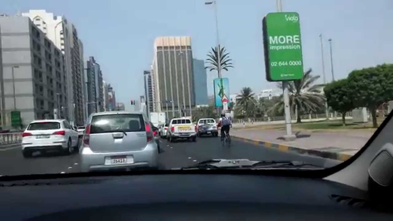 FLASH MONTADO EN UN BICICLETA EN ABU DHABI 50 GRADOS DE CALOR | AUDIOVISOR