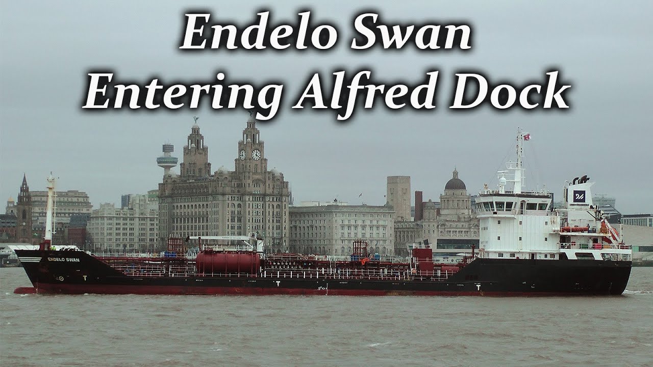 Endelo Swan Tanker Entering and Berthing in Alfred Dock