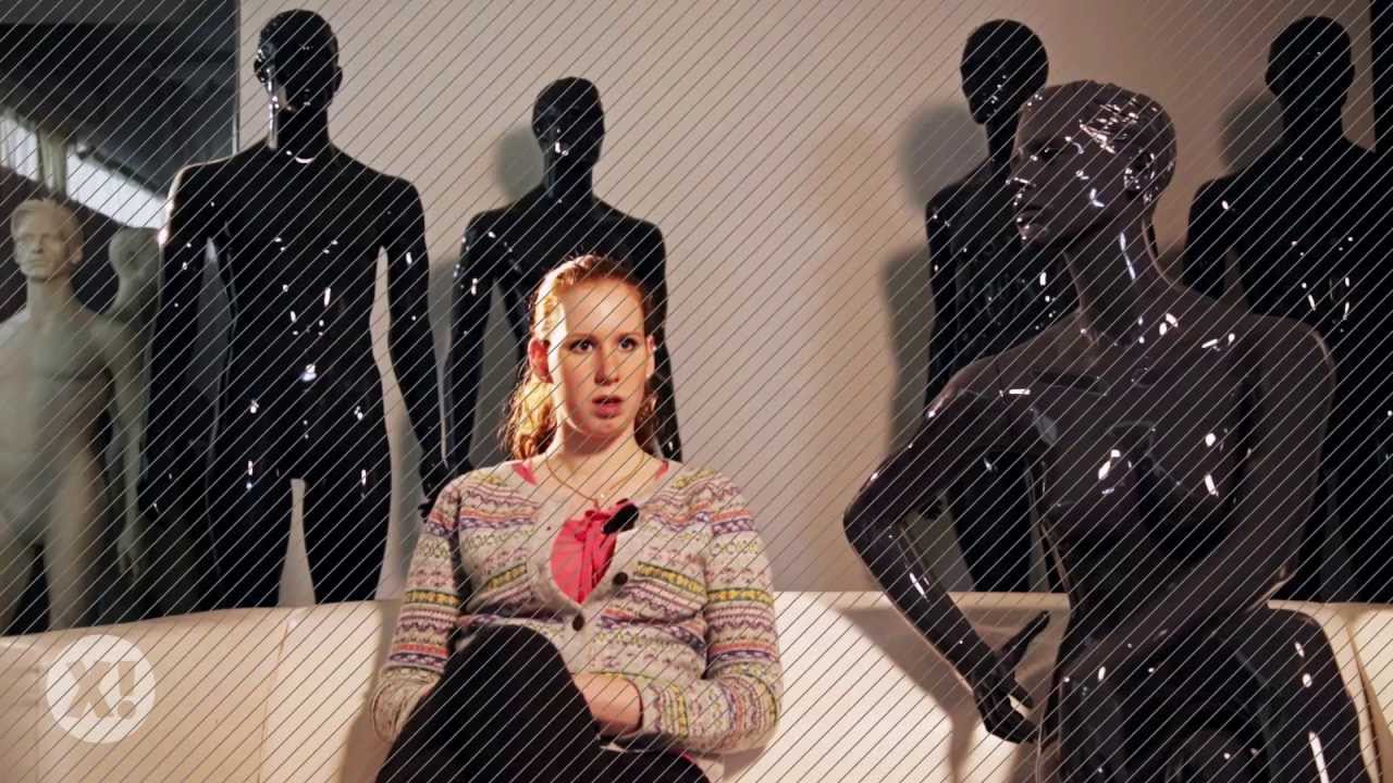 Modenäher/in