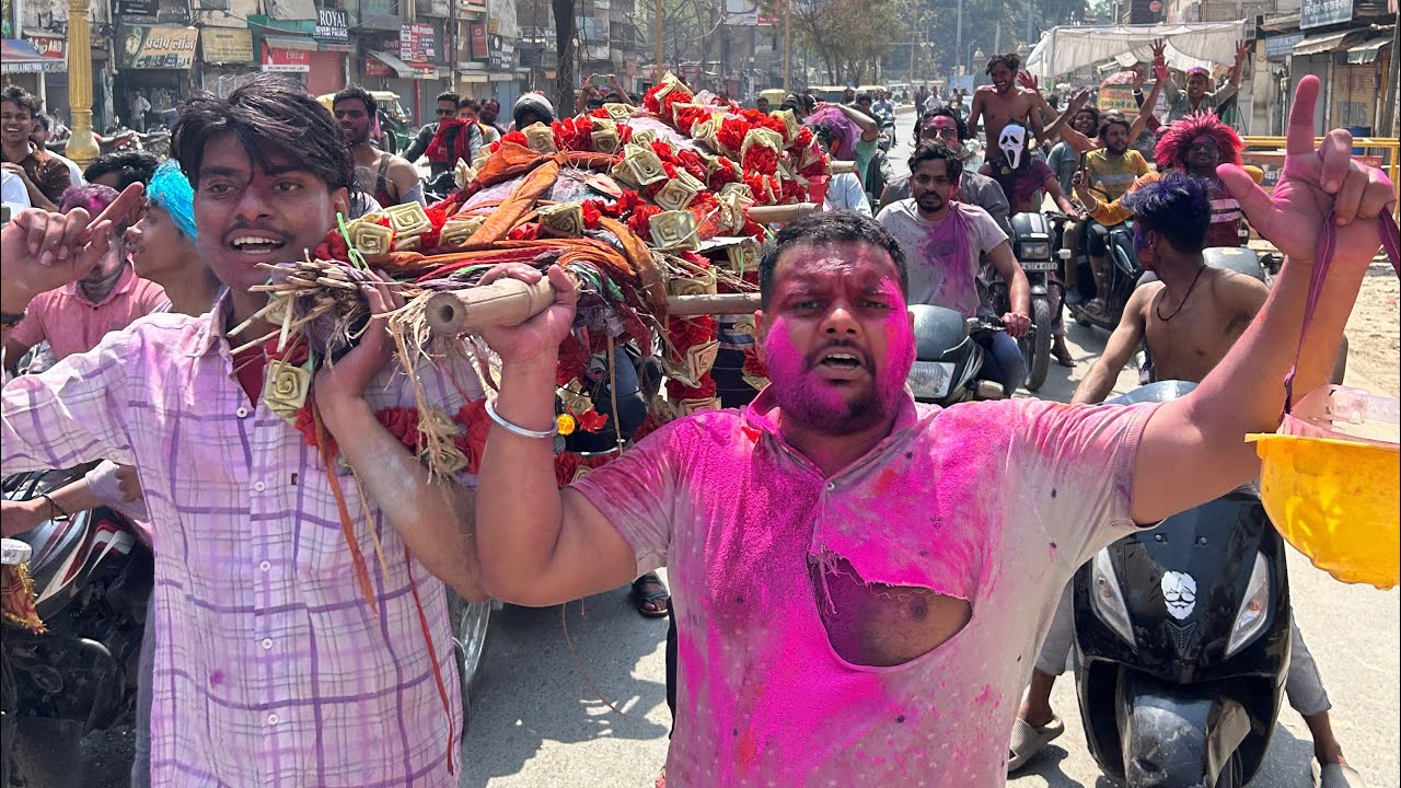 Banaras ki best holi 🫟❤️😂|| aise holi apne kahi nhi dekhi hogi #holispecial 
