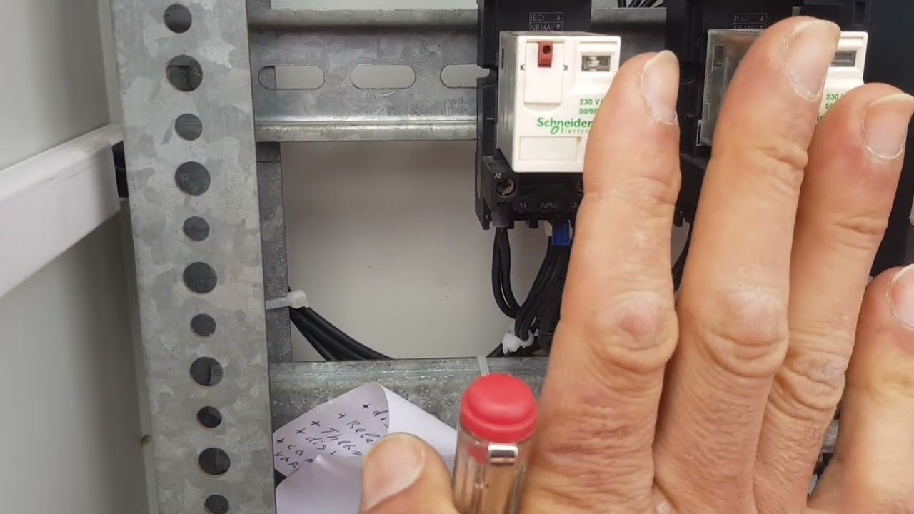 CTA soufflante avec batterie à eau chaude ou froide‏ shema electrique شرح مبسط