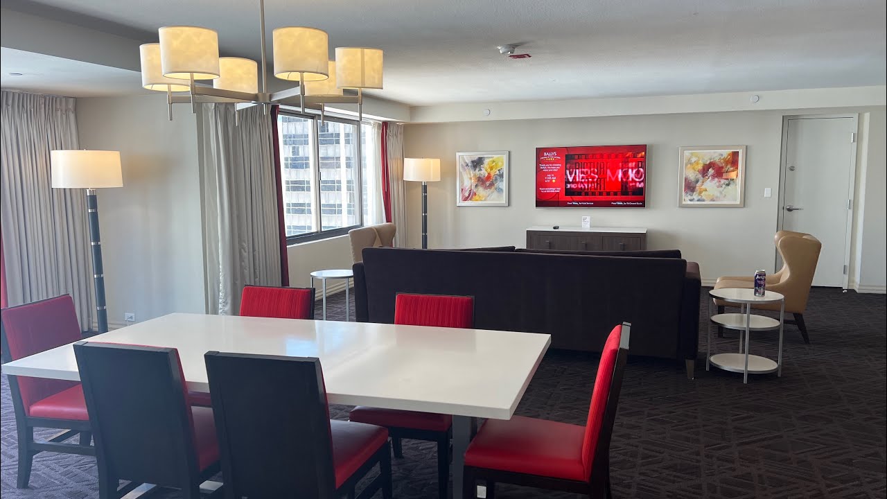 Resort Tower | Premium Suite | Strip View | Suite Tour @Horseshoevegas
