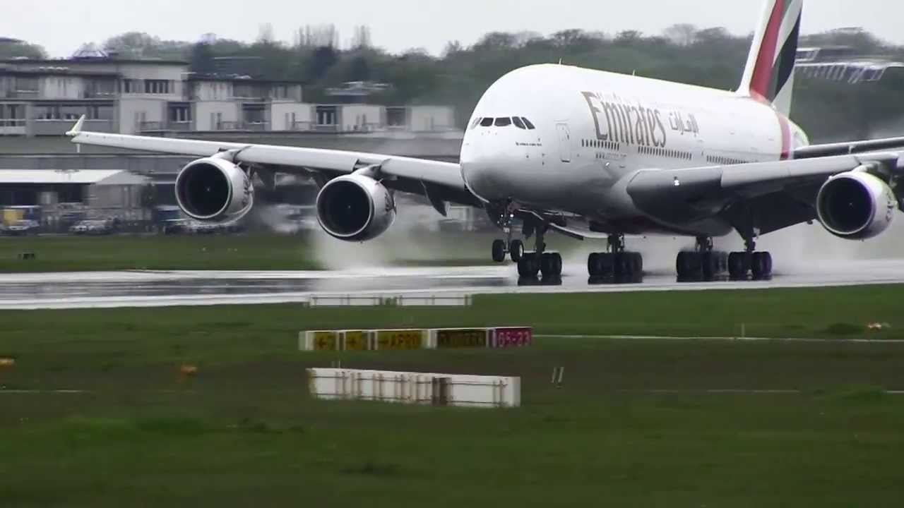 Airbus A380 Wet Landing, Emirates Airlines - Cabin First Flight