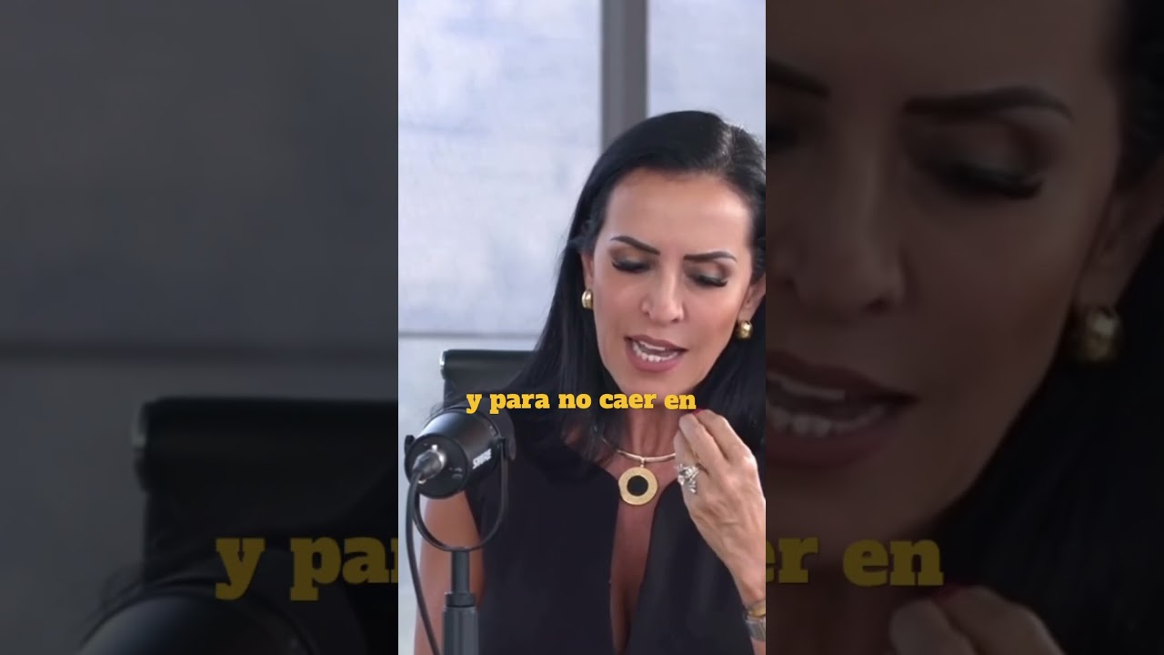 Siempre hay que brillar hasta con el alma rota…🧠         #sarahalzugaray #saludmental #podcast