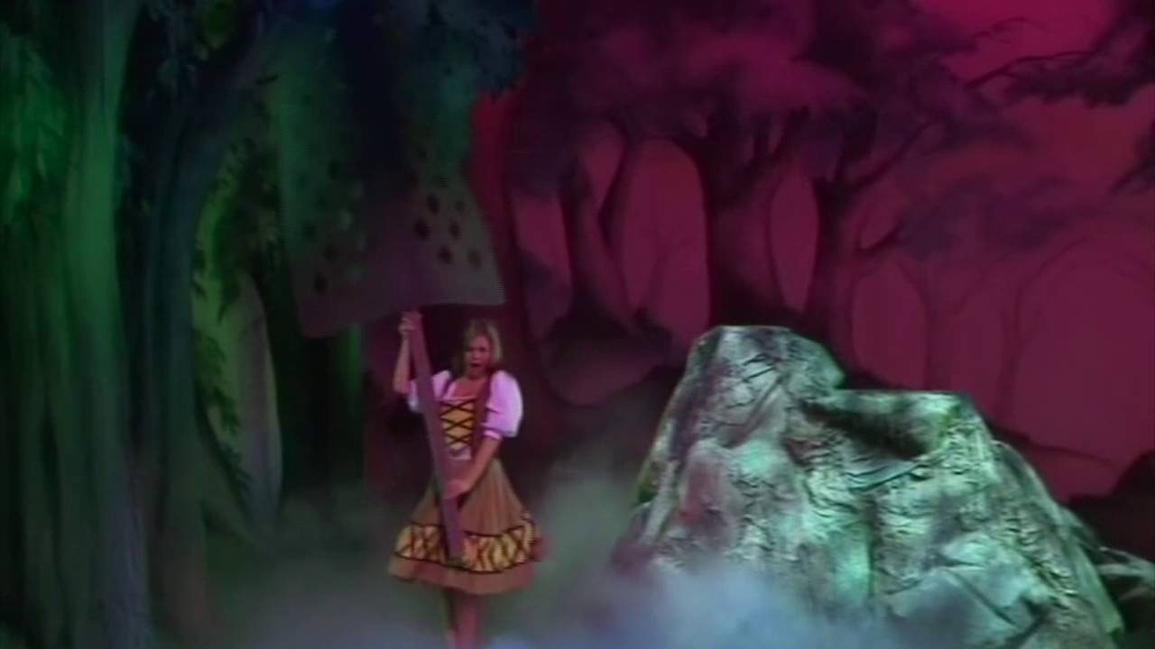 Billy Pearce Snow White and the seven dwarfs frog scene