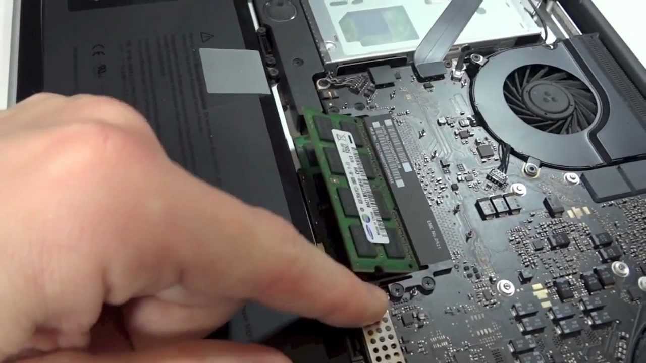 How to Upgrade RAM in MacBook Pro 17
