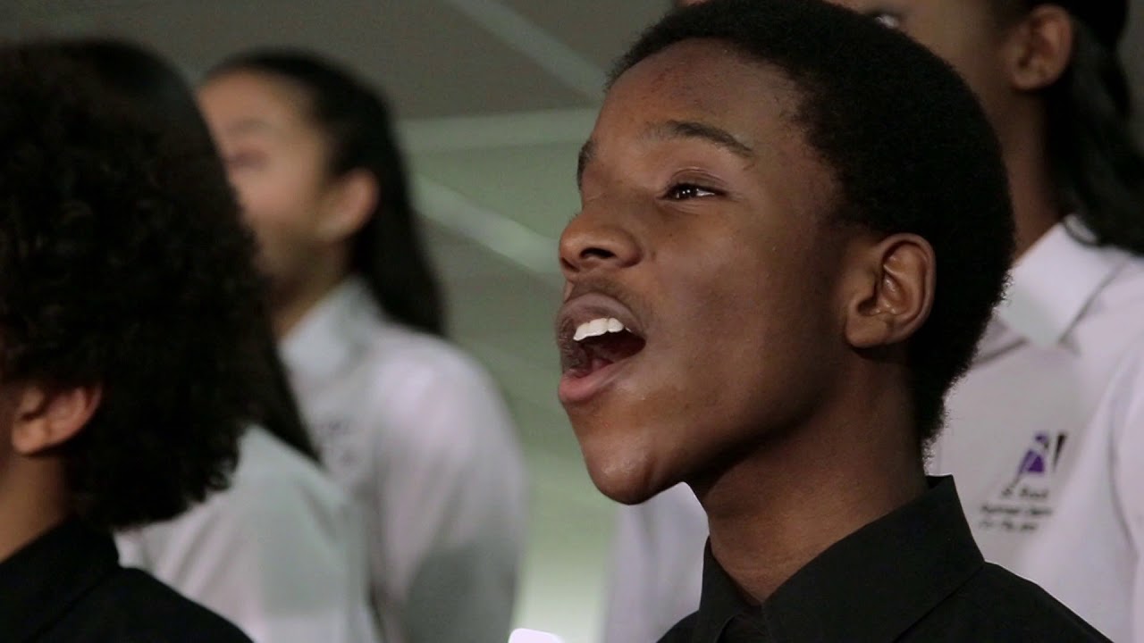 St. Roch Catholic School Choir - Amazing Grace