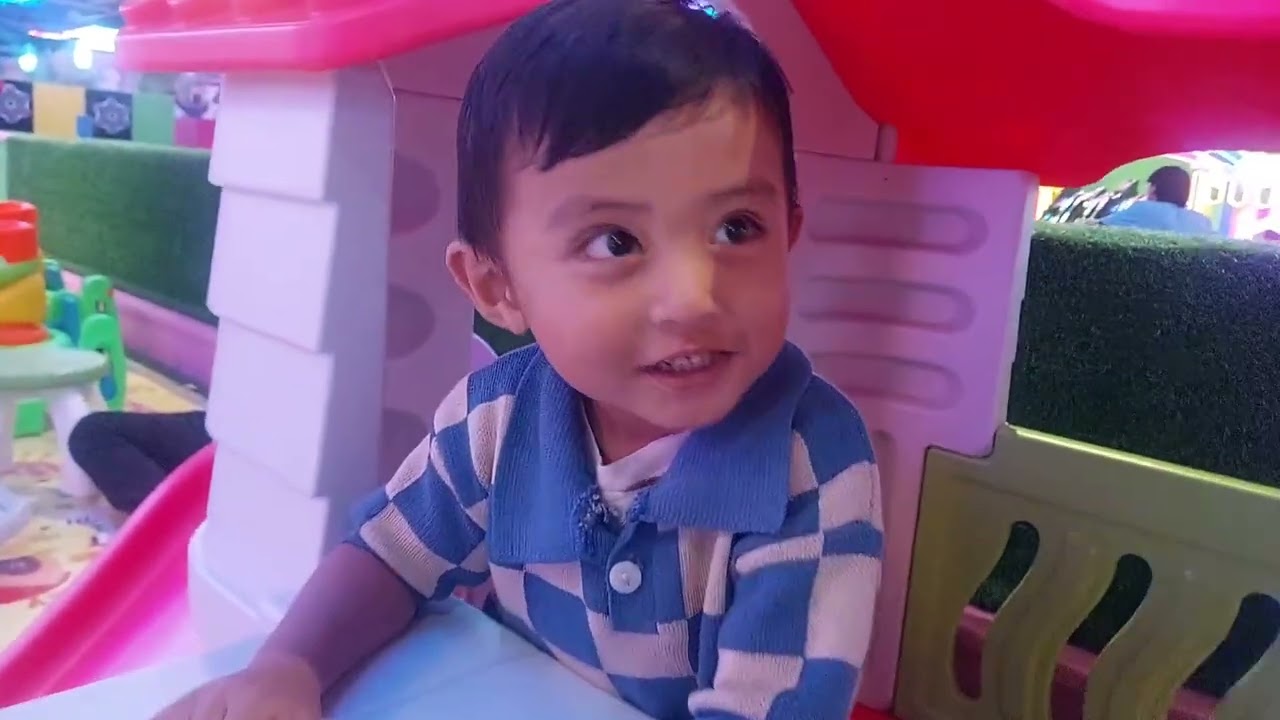 ARSHAKA HAPPY BERMAIN PLAYGROUND DI TRANSMART CIPADUNG BANDUNG || SERUU SAMPE NANGIS 😭😭