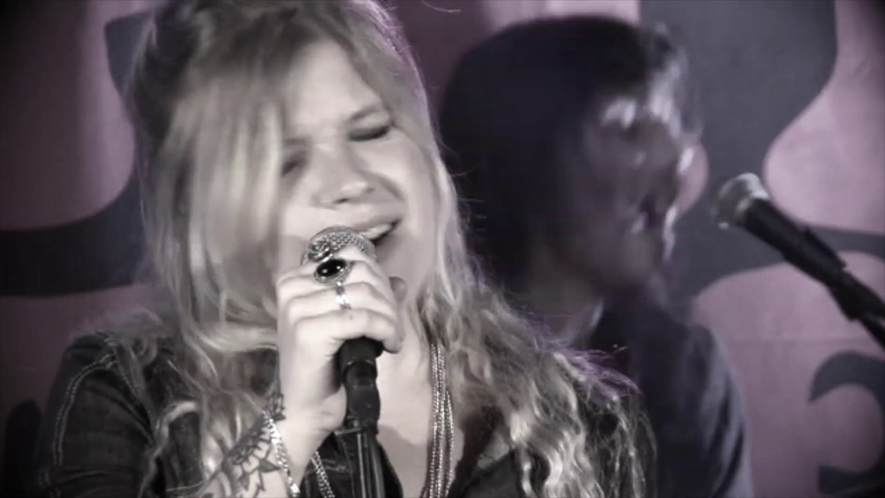 Heavy Feather I Spend My Money Wrong & Higher LIVE
