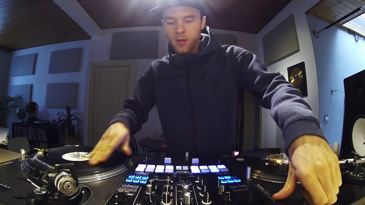 Dj Cross showcase routine