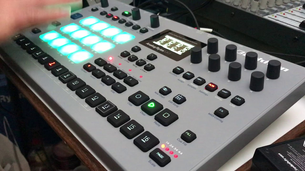 Pure improvisation while learning more about the Elektron Analog Rytm MKII