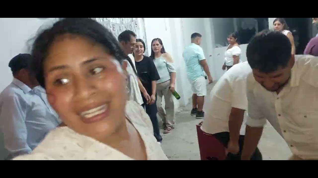 Irma Villalobos Los Jharaneros de Huancavelica 954784570 967113519 